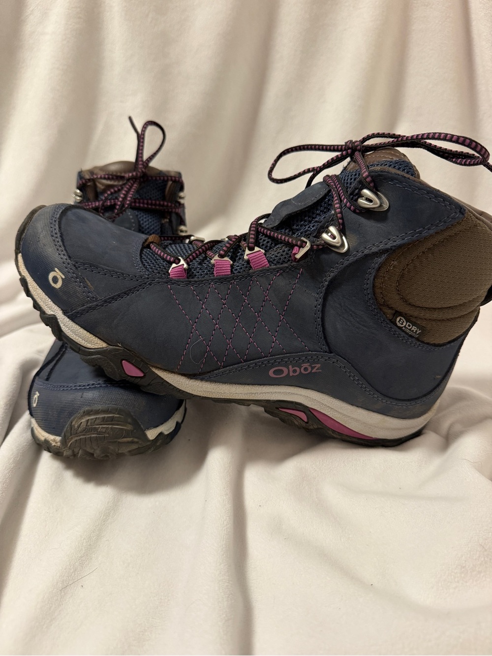 Oboz Women’s Sapphire Mid Hiking Boot 9.5 wide